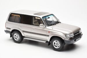 Toyota Land Cruiser HDJ80 Beige Metallic Otto 1:18 OT438 Resin — photo 4 of 6
