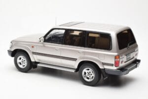 Toyota Land Cruiser HDJ80 Beige Metallic Otto 1:18 OT438 Resin — photo 5 of 6