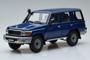 Toyota Land Cruiser J76 Blue Almost Real 1:18