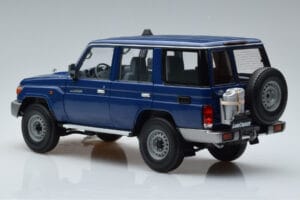 Toyota Land Cruiser J76 Blue Almost Real 1:18 870101 Diecast — photo 6 of 7
