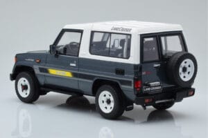 Toyota Land Cruiser LJ73 Grey Otto 1:18 OT437 Resin — photo 5 of 6