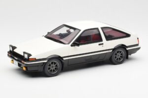 Toyota Sprinter Trueno AE86 White Otto 1:18 OT444B
