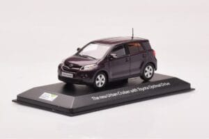 Toyota Urban Cruiser Purple Metallic Minichamps 1:43 403166963 Diecast — photo 2 of 4