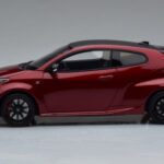 Toyota GR Yaris Red Otto 1:18 - image 3 of 6