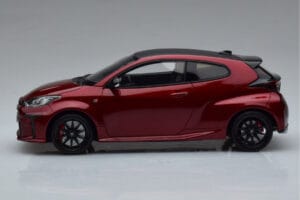 Toyota GR Yaris Red Otto 1:18 OT1003 Resin — photo 3 of 6