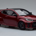 Toyota GR Yaris Red Otto 1:18 - image 4 of 6
