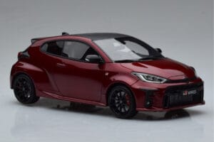 Toyota GR Yaris Red Otto 1:18 OT1003 Resin — photo 4 of 6
