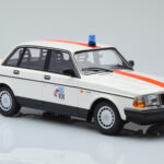 Volvo 240 GL Police Belgium Minichamps 1:18 - image 4 of 6
