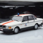 Volvo 240 GL Police Belgium Minichamps 1:18 - image 6 of 6