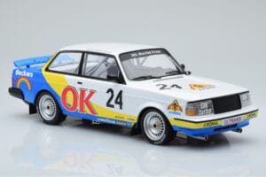 Volvo 240 Turbo Beckers #24 P.G. Andersson Nurburgring 1985 IXO 1:18 18RMC105A Diecast — photo 4 of 6