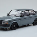 Volvo 240 Turbo Grey IXO 1:18
