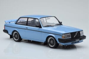 Volvo 240 Turbo Light Blue IXO 1:18 18MCC090 Diecast — photo 4 of 6