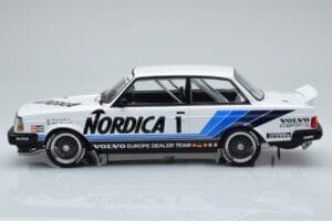 Volvo 240 Turbo Nordica #1 J. Cecotto / A. Olafsson ETCC Brno 1986 IXO 1:18 18RMC087 Diecast — photo 3 of 6