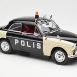 Volvo P121 Police Revell 1:18 8904 - image 6 of 8