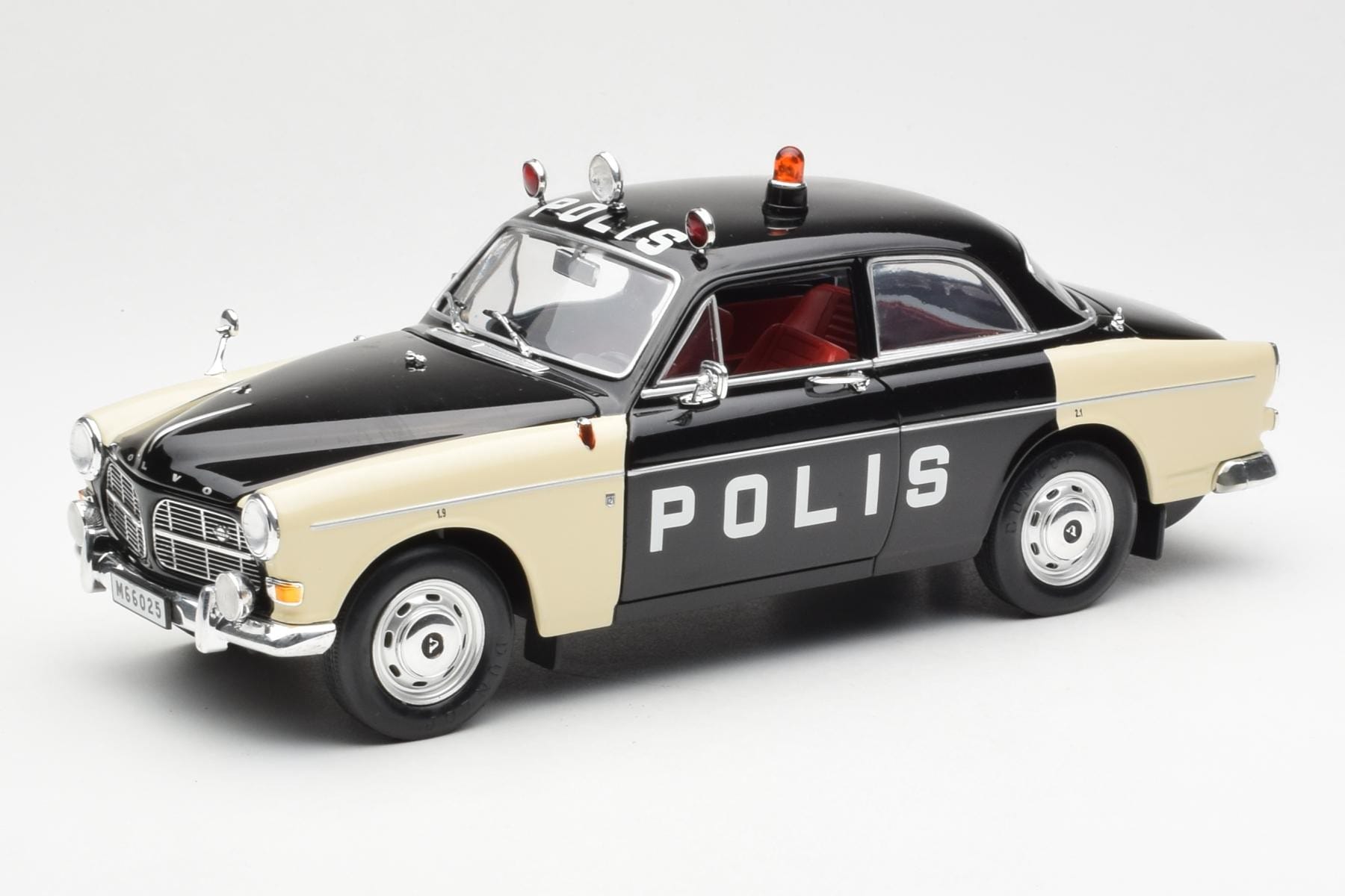 Volvo P121 Police Revell 1:18 8904 Diecast