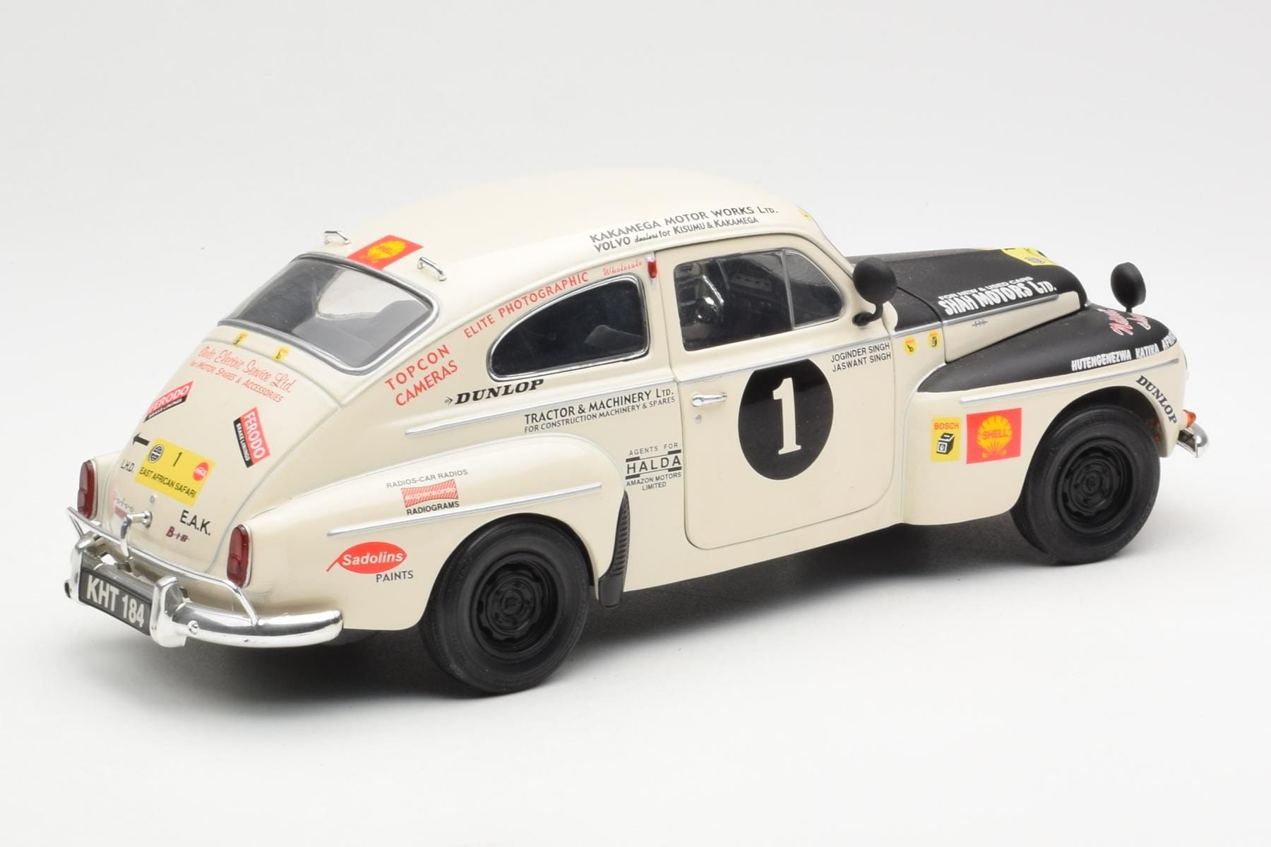 Volvo PV 544 Rally Revell 1:18 8922 Diecast — photo 3 of 8