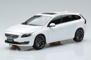 Volvo V60 D3 Crystal White FAW 1:18
