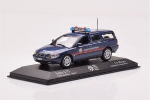 Volvo V70 Garde Frontiere Suisse Minichamps 1:43 430171899 Diecast — photo 2 of 4