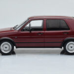 Volkswagen Golf GTI Mk2 Red MCG 1:18 - image 3 of 6