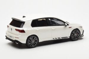 Volkswagen Golf GTI Mk8 Clubsport White Otto 1:18 OT986 Resin — photo 2 of 6