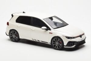 Volkswagen Golf GTI Mk8 Clubsport White Otto 1:18 OT986 Resin — photo 4 of 6