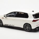 Volkswagen Golf GTI Mk8 Clubsport White Otto 1:18 - image 5 of 6