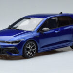 Volkswagen Golf Mk8 R Blue Otto 1:18