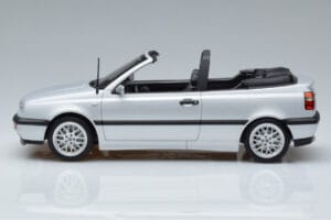 Volkswagen Golf Mk3 Cabriolet Silver Norev 1:18 188468 Diecast — photo 3 of 6