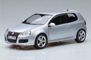 Volkswagen Golf GTI Mk5 Pirelli Edition Silver Norev 1:18 188425 Diecast