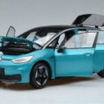 Volkswagen ID.3 Green FAW 1:18 ZVN000001GRU Diecast - image 2 of 7