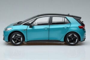 Volkswagen ID.3 Green FAW 1:18 ZVN000001GRU Diecast — photo 4 of 7