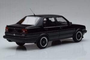Volkswagen Jetta Mk2 Black Otto 1:18 OT1021 Resin — photo 2 of 6