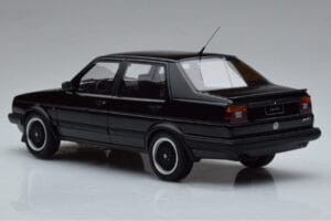 Volkswagen Jetta Mk2 Black Otto 1:18 OT1021 Resin — photo 5 of 6