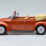 Volkswagen Beetle 1303 Cabriolet Orange Norev 1:18 - image 3 of 6
