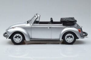 Volkswagen Beetle 1303 Cabriolet Silver Norev 1:18 188530 Diecast — photo 3 of 6