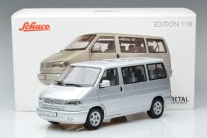 Volkswagen T4b Transporter Caravelle Minibus Schuco 1:18 450041500 Diecast — photo 8 of 8