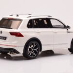 Volkswagen Tiguan R White Otto 1:18 - image 2 of 6