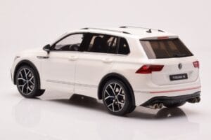 Volkswagen Tiguan R White Otto 1:18 OT1001 Resin — photo 5 of 6