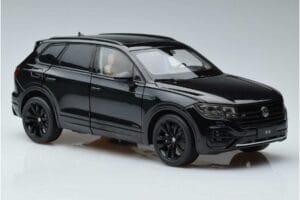 Volkswagen Touareg CR Black FAW 1:18 LTC761021BLA Diecast — photo 5 of 7
