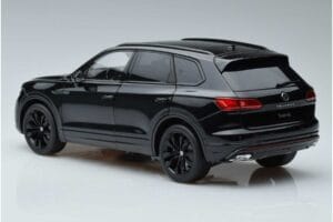 Volkswagen Touareg CR Black FAW 1:18 LTC761021BLA Diecast — photo 6 of 7