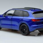 Volkswagen Touareg CR Blue FAW 1:18 LTC761021BLU Diecast - image 6 of 7