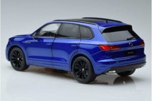 Volkswagen Touareg CR Blue FAW 1:18 LTC761021BLU Diecast — photo 6 of 7
