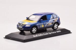Volkswagen Touareg 7L Shell Helix Fresh Up Force Minichamps 1:43 VOLKSWAGEN-264066 Diecast — photo 2 of 4