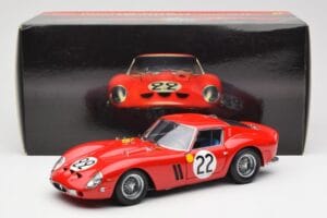 Ferrari 250 GTO #22 24 Hours of Le Mans 1962 Kyosho 1:18 08432B Diecast — photo 8 of 8