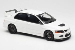 Mitsubishi Lancer Evo VIII MR FQ-400 White Otto 1:18 OT777 Resin — photo 4 of 6