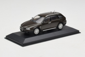Alfa Romeo 159 Brooklands Green Minichamps 1:43 400120411 Diecast — photo 2 of 4