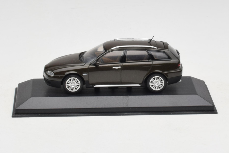 Alfa Romeo 159 Brooklands Green Minichamps 1:43 400120411 Diecast