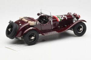 Alfa Romeo 1750 GS Spider #84 T. Nuvolari / B. Guidotti Mille Miglia Winner 1930 CMC 1:18 M-141 Diecast — photo 2 of 6