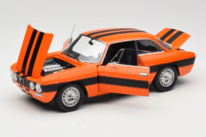 Alfa Romeo 2000 GTV Orange Norev 1:18 187918 Diecast — photo 2 of 8