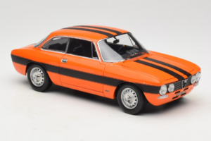 Alfa Romeo 2000 GTV Orange Norev 1:18 187918 Diecast — photo 6 of 8